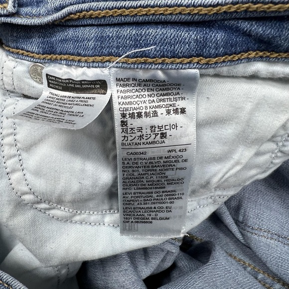 Levis 311 Shaping Skinny Jeans Womens 30x30 Medium Wash Stretch Denim Fit32x30 - Picture 6 of 16